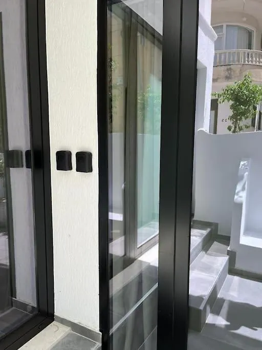 Saint 40 Suites Premium Flat Sarande 0*,  Albania