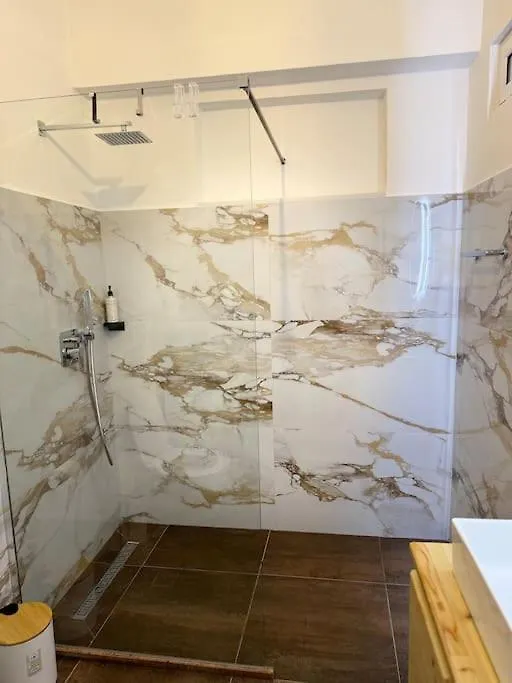 Saint 40 Suites Premium Flat Sarande Holiday home