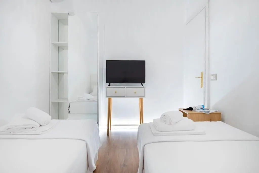 Saint 40 Suites Premium Flat Sarande Albania